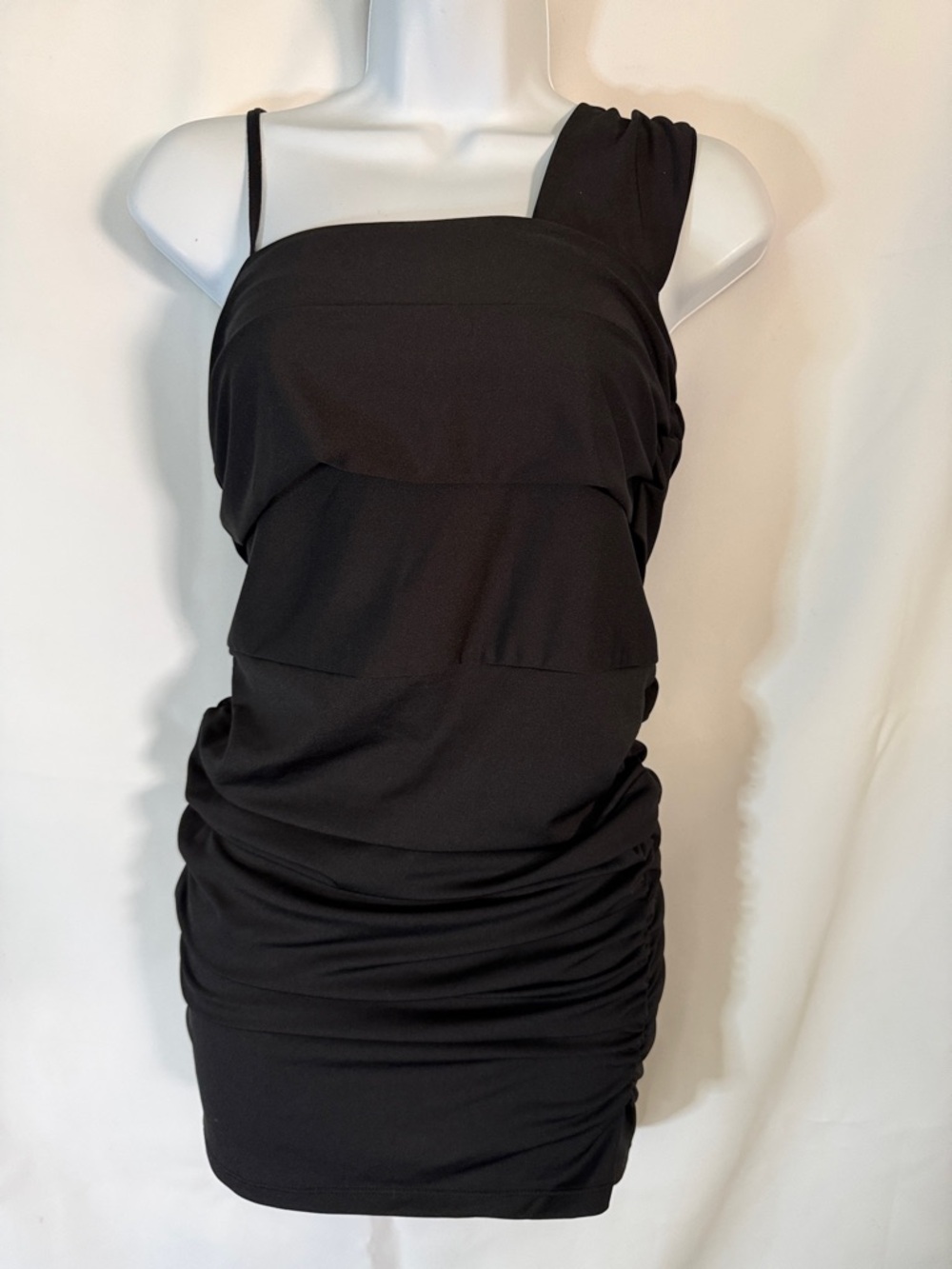 Black One-Shoulder Ruched Bodycon Dress
